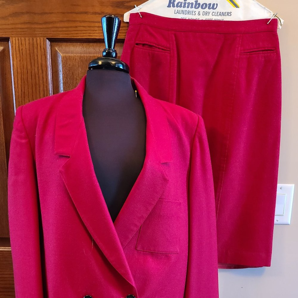 Peabody House red wool women's 2 piece suit - Size 13/14
